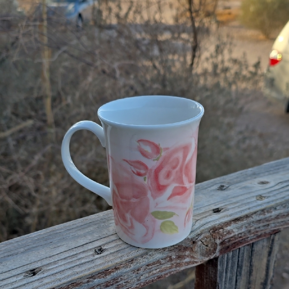Charming Ceramic Mug with Pink Floral Design